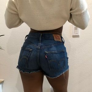 Levi’s 501 jean shorts dark blue denim